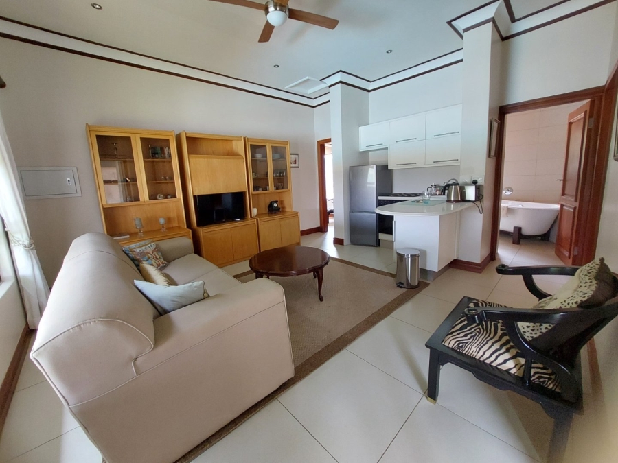 6 Bedroom Property for Sale in Birdwood Estate North West